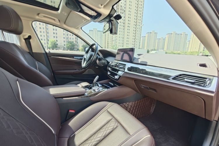 Used BMW 5 Series 2022 Restyled 525Li Luxury Package
