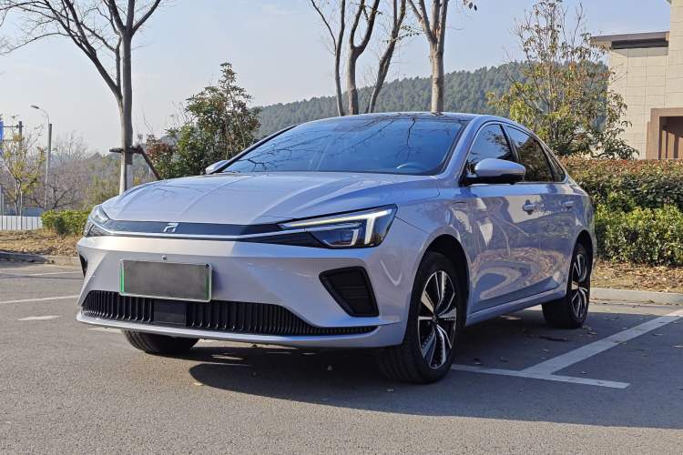 Used  ER6 2021 New Dynamic Edition 620km Smart Enjoyment Version
