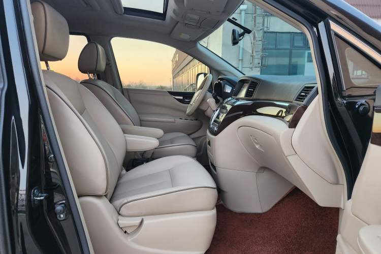 Used Nissan Quest 2012 3.5L SL
