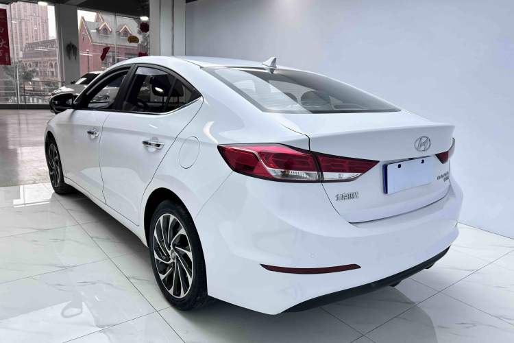 Used Hyundai Elantra 2019 1.4T Dual-Clutch Xuan Dong · Dynamic Model