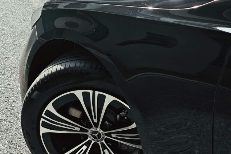 Used Mercedes-Benz E-Class 2024 Restyled E 260 L 4MATIC Sport Edition
