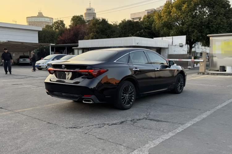 Used Toyota Avalon 2019 2.0L XLE Premium Edition China VI

