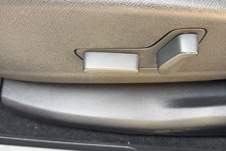 Used Peugeot 5008 2017 350THP 7-Seater Elite Edition