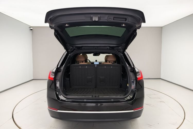 Used Nio ES8 2022 100 kWh Six-Seater Version
