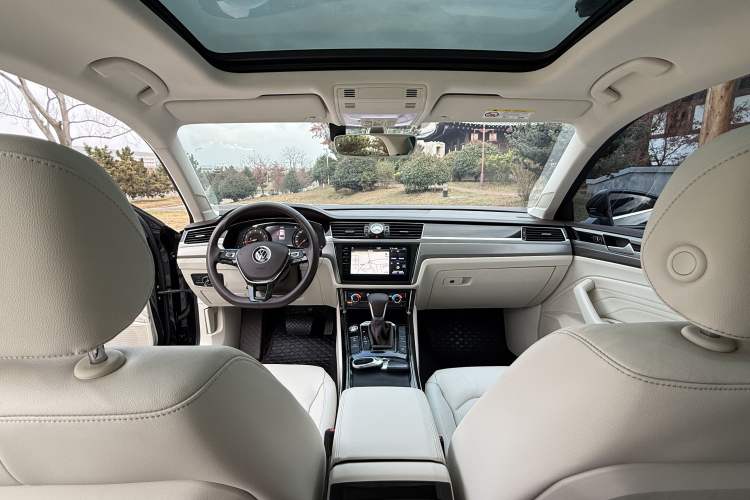 Used Volkswagen Phideon 2021 380TSI Luxury Edition
