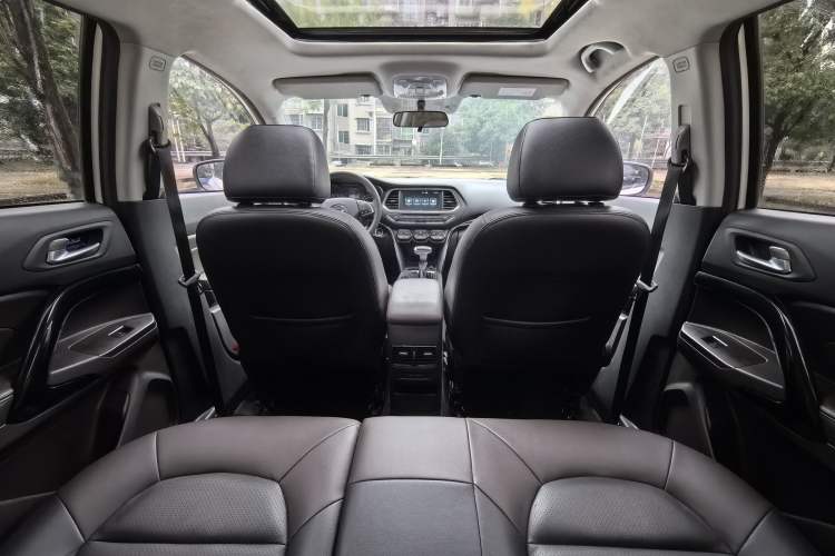 Used GAC Trumpchi GS4 2017 235T Automatic Two-Wheel Drive Luxury Smart Connectivity Version