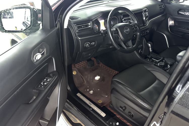 Used Jeep Grand Commander 2018 2.0T Four-Wheel Drive Enjoyment Edition China VI