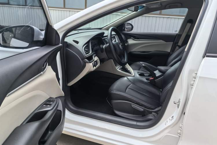 Used Buick GT 2019 15T Dual-Clutch Advanced Version China VI Standard
