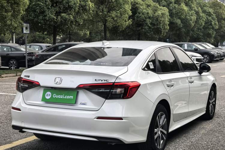 Used Honda Civic 2023 240TURBO CVT Dynamic Edition
