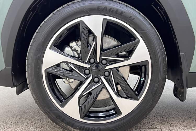 Used Geely Galaxy L7 2024 1.5T 115 km Starship Dragon Edition
