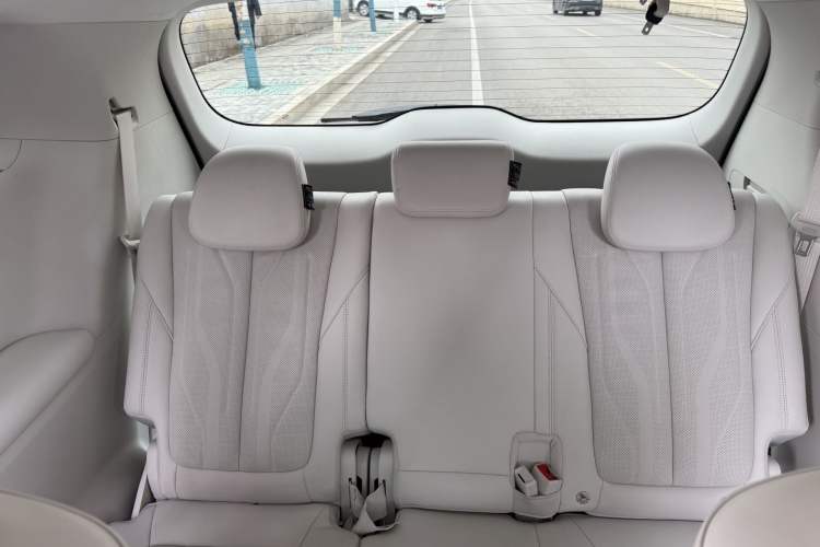 Used Buick GL8 New Energy 2024 Lu Zun Luxury Edition 7-Seater