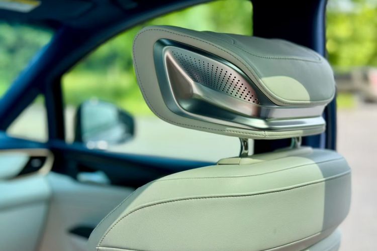 Used Buick GL8 2020 Avenir Avia Four-Seat Luxury Edition
