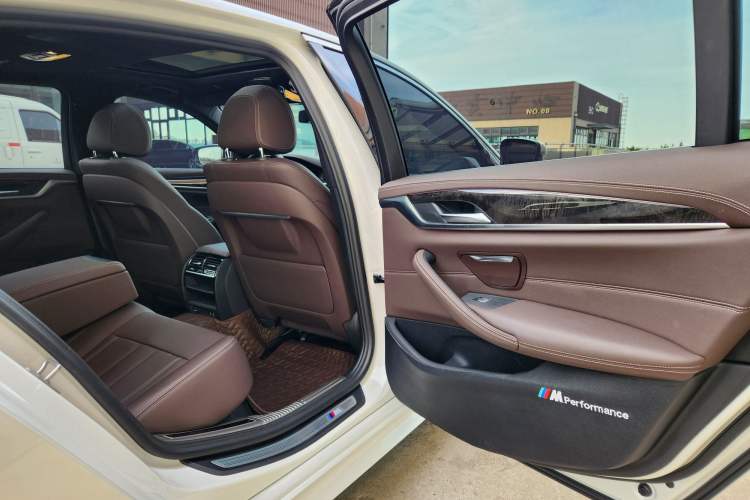 Used BMW 5 Series 2020 525Li M Sport Package
