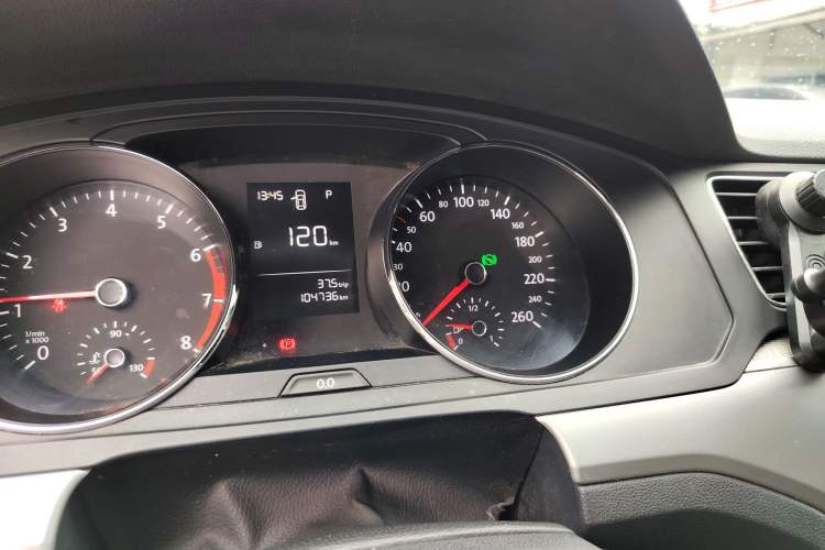 Used Volkswagen Lamando 2017 230TSI DSG Fashion Edition
