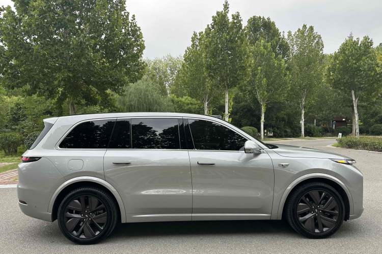 Used Li Auto L9 2022 Max model
