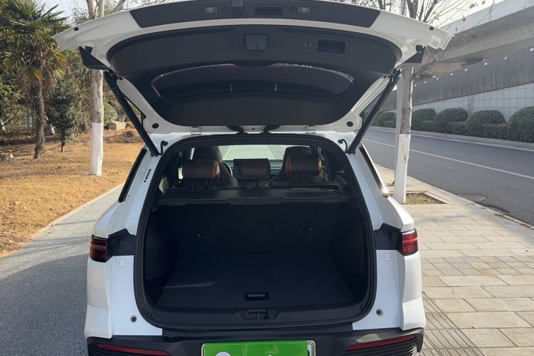 Used BYD Song Pro New Energy 2023 Champion Edition DM-i 110KM Excellence Model
