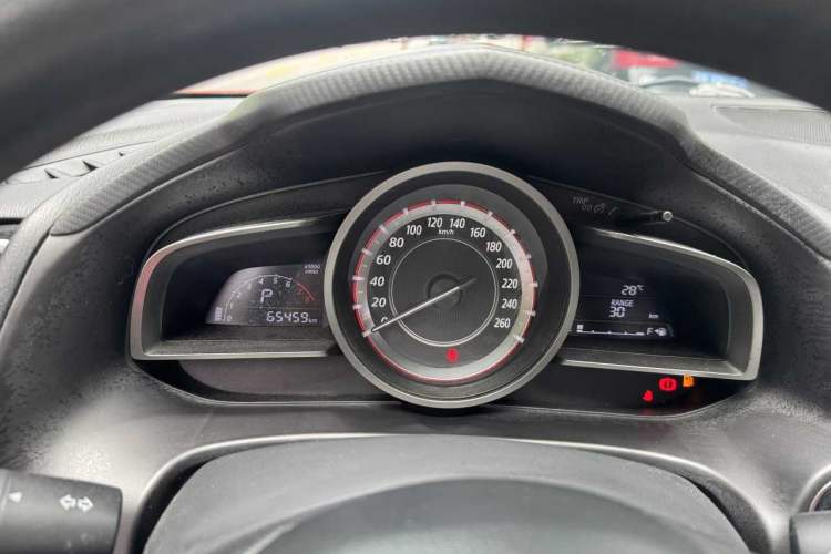 Used Mazda Mazda 3 Axela 2016 Sedan 1.5L Automatic Comfort Model
