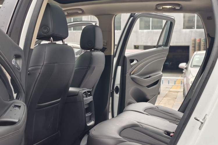 Used Buick Envision 2016 20T Two-Wheel Drive Leading Version
