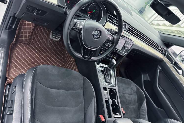 Used Volkswagen FAW-Volkswagen CC 2019 330TSI Huayan Edition China V Standard
