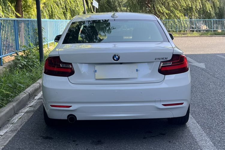 Used BMW 2 Series 2014 220i Leading Model
