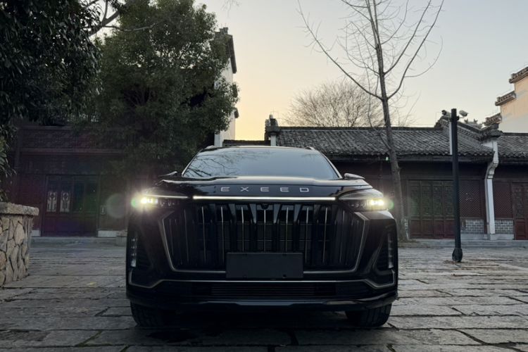 Used EXEED Lanyue 2023 400T Four-Wheel Drive Star Prestige Edition 6 Seats
