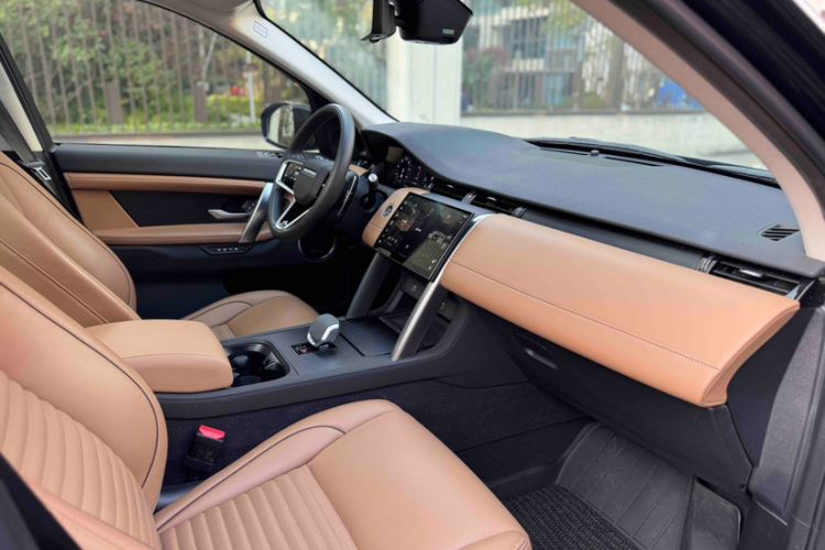 Used Land Rover Discovery Sport 2024 Luxury Custom Edition