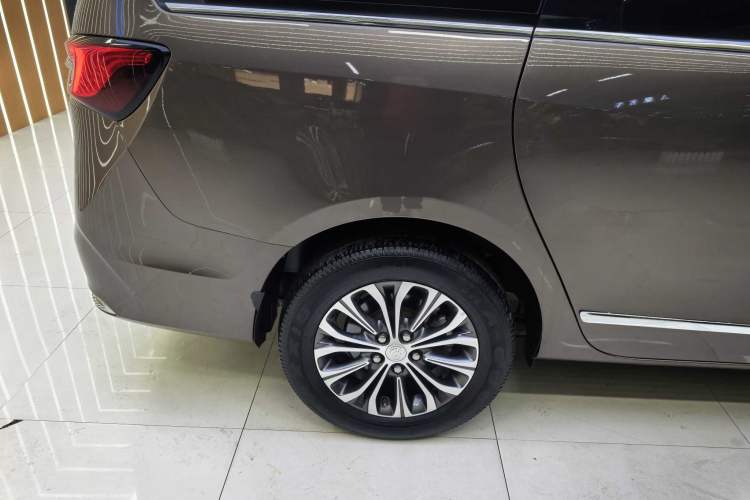 Used Buick GL8 2022 Land Business Class 652T Luxury Model
