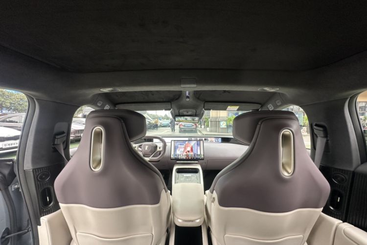 Used  12 2023 650 Three-Laser Four-Wheel Drive Performance Edition
