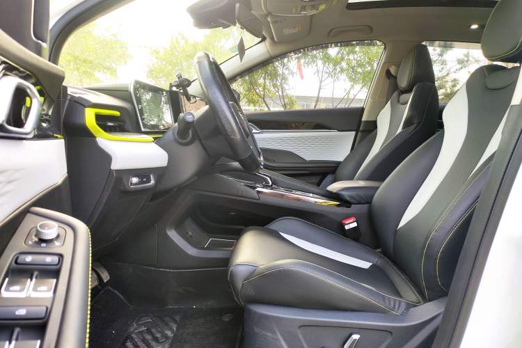 Used Geely Auto Coolray 2022 Bin Yue COOL 1.5TD DCT Ignite Edition
