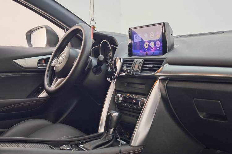 Used Mazda CX-4 2016 2.5L Automatic 4x4 Sky Blue Passion Edition
