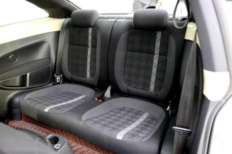 TDK.VehicleDetails.img