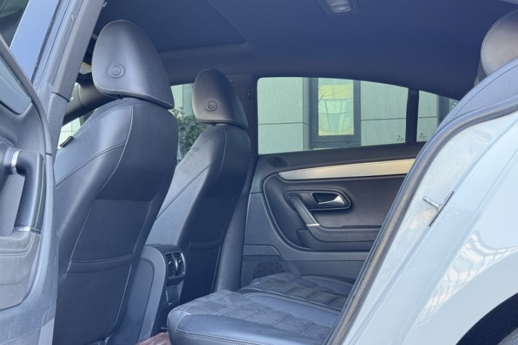 Used Volkswagen FAW-Volkswagen CC 2016 1.8TSI Prestige Model
