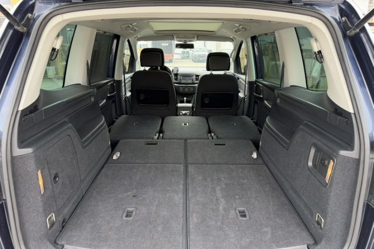 Used Volkswagen Sharan 2014 2.0 TSI Standard Model