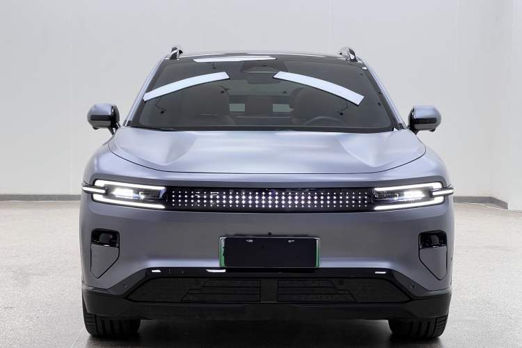 Used  E07 2025 All-Electric 4x4 90kWh Ultra High-Performance Edition