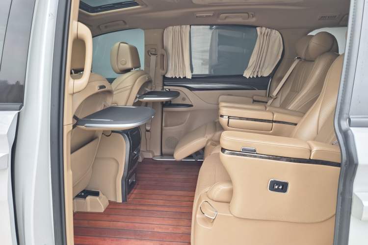 Used Buick GL8 2020 ES Land Cruiser 653T Luxury Edition
