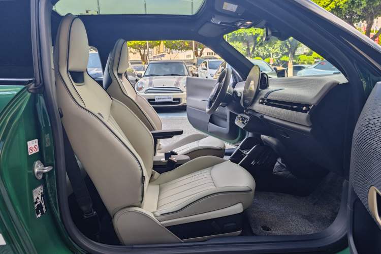 Used  Electric MINI COOPER 2024 452km COOPER SE 1/65 Limited Edition
