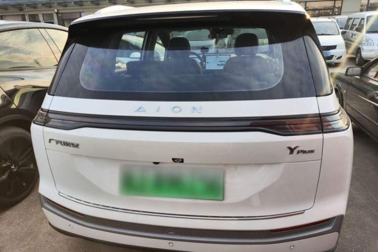 Used AION Y 2023 Younger Star Edition
