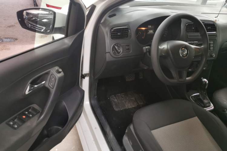 Used Volkswagen Polo 2016 1.4L Automatic Trendy Model