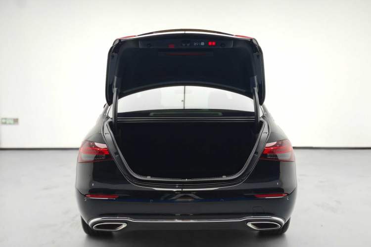 Used Mercedes-Benz E-Class 2023 E 300 L Luxury Model