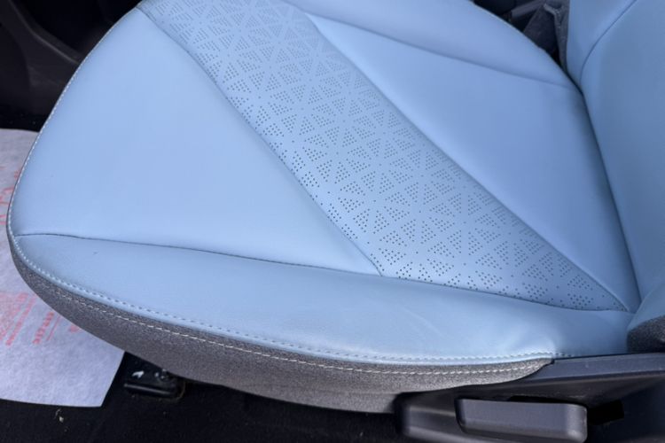 Used Chery Little Ant 2022 Sweet Pink Edition Low-Sugar Version Lithium Iron Phosphate 29.2 kWh 30 kW 301 km
