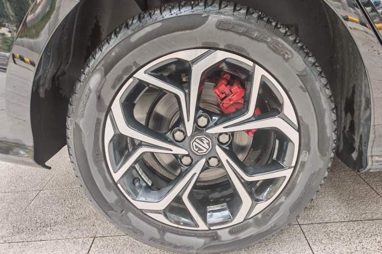 Used MG 5 2021 180 DVVT CVT Youth Luxury Edition
