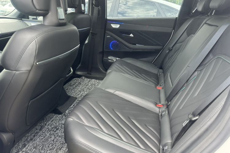 Used  SL03 2023 135Plus Range-Extended Version
