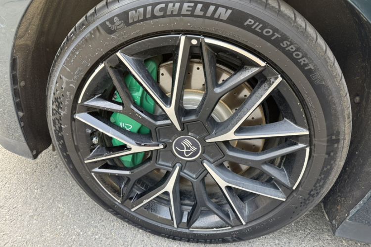 Used BYD Han 2022 EV 610 km All-Wheel-Drive Qianshan Cui Limited Edition
