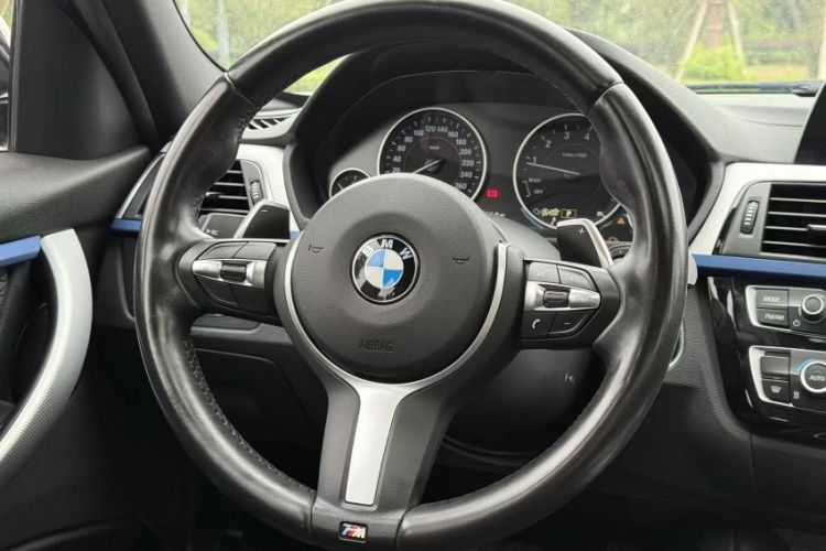 Used BMW 3 Series 2018 320i M Sport Package
