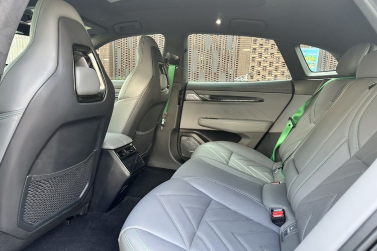 Used Zeekr 001 2022 Ultra-Long Range Dual-Motor ME Version
