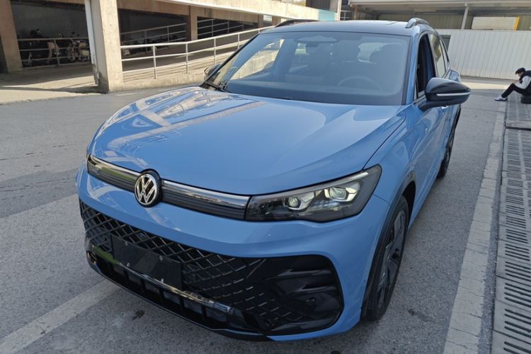 Used Volkswagen Tiguan L 2024 PRO 380TSI Four-Wheel Drive R-Line Prestige Edition
