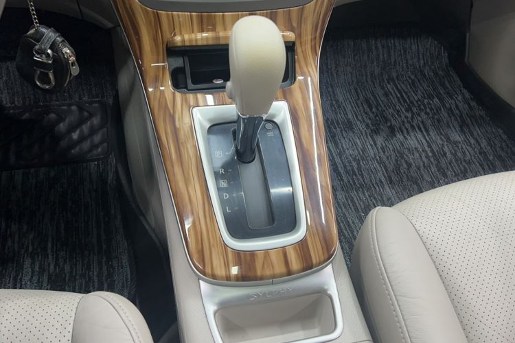 Used Nissan Sylphy 2014 1.6XV CVT Deluxe Edition