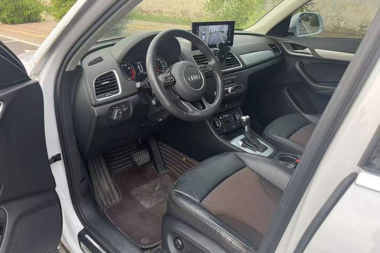 Used Audi Q3 2018 30th Anniversary Edition 30 TFSI Fashion Model
