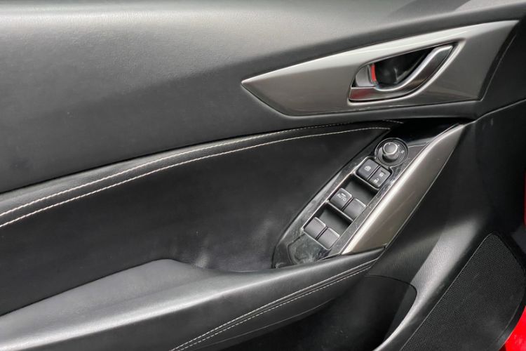 Used Mazda CX-4 2018 2.0L Automatic Two-Wheel Drive Blue Sky Dynamic Version China V Standard
