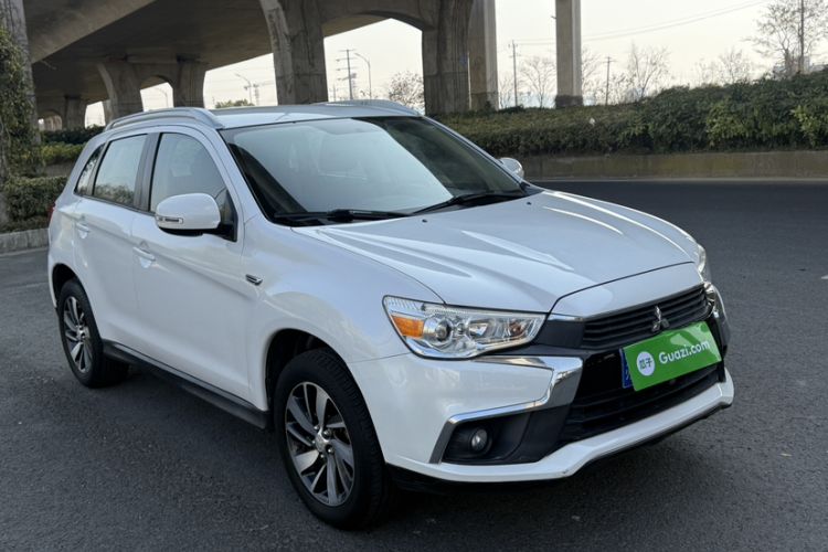 Used Mitsubishi ASX 2016 1.6L Manual Two-Wheel Drive Pioneer Edition
